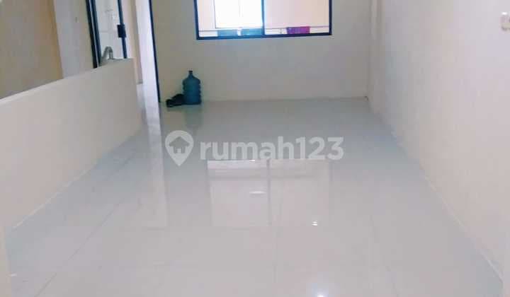 Ruko Siap Pakai Strategis di Jalanraya Daerah Roxy Jakarta Pusat