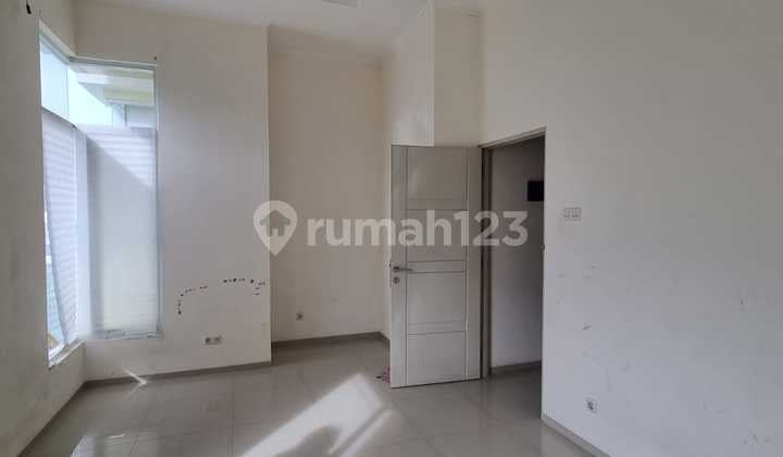 Nice move-in ready house located in the mini cluster Palm 3 Duri Kepa.