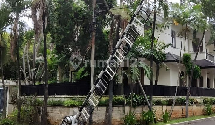 Rumah Di Patra Kuningan,jakarta Selatan