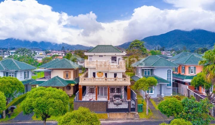 Villa Puncak Resort Cipanas - Full Furnished