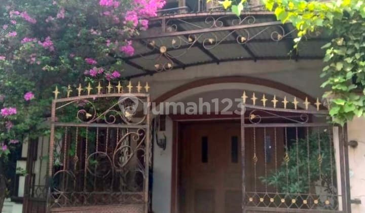 House in Serdang Kemayoran Sports Field