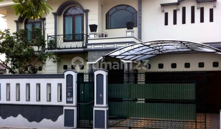 Rumah Di Komplek Dpr Jagakarsa Hadap Timur