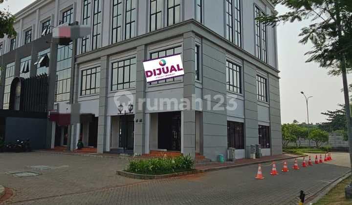 Disewakan Ruko Posisi Hoek di Sedayu, Kelapa Gading, Jakarta