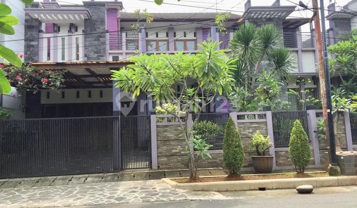 Dijual Rumah Strategis di Kavling DKI Pondok Kelapa Jakarta Timur
