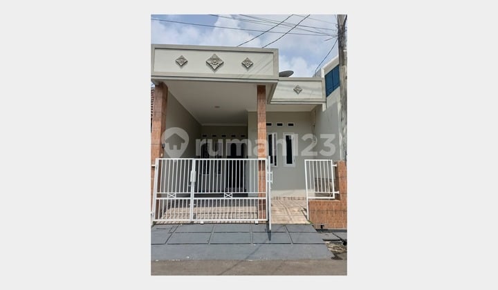 Dijual Rumah minimalis rapih siap huni tanpa renovasi di Dukuh Zamrud, Mustikajaya Bekasi