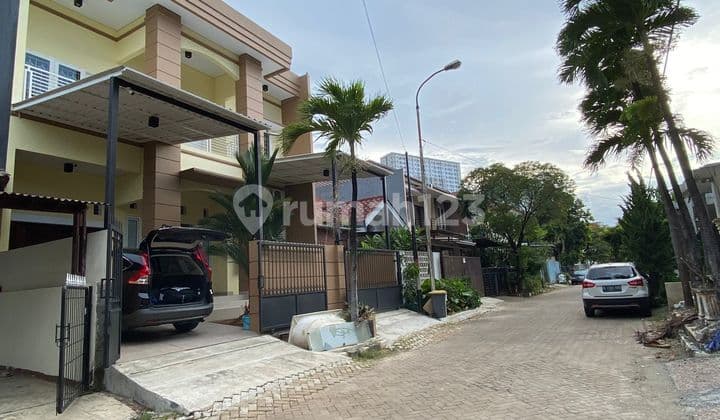 Disewakan Rumah besar siap huni Furnished di dalam Perumahan