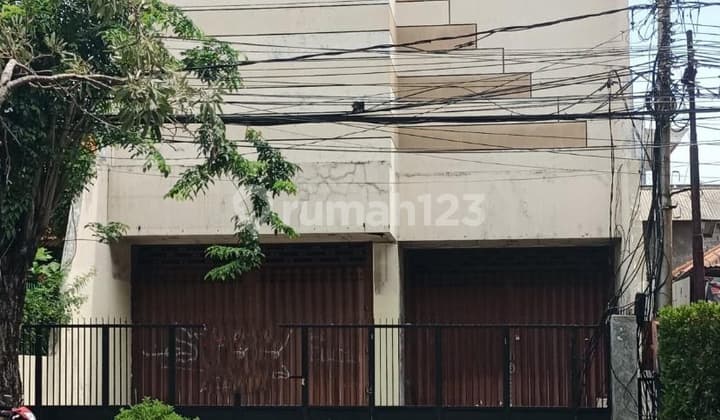 Disewakan Rumah Usaha 0 Jalan Kartini Gresik Strategis Cocok Untuk Segala Usaha