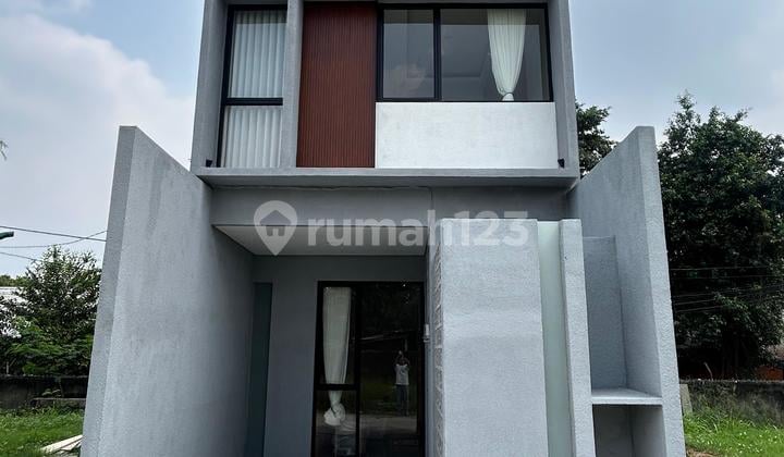 Rumah Mewah Minimalis Lokasi Strategis Dekat Stasiun Klender