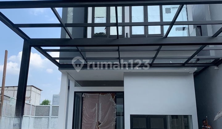 Dijual Rumah Baru Gress Crystal Golf Citraland Utama Surabaya Barat