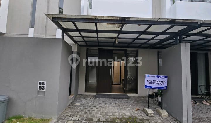 Rumah 2 Lantai Semi Furnished Grand Sunrise Menganti Gresik