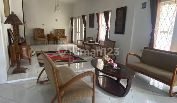 Rumah Hook Di Adipura Gedebage Bandung