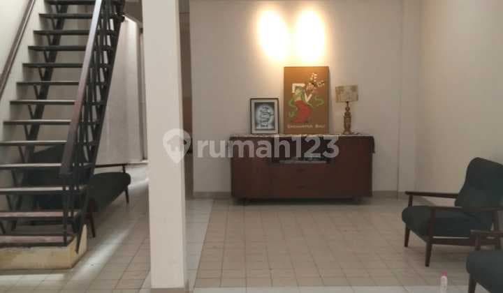 Disewakan Rumah Di Sayap Ciateul Bandung