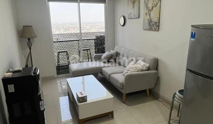 For rent, Fuenish apartment, West Jakarta