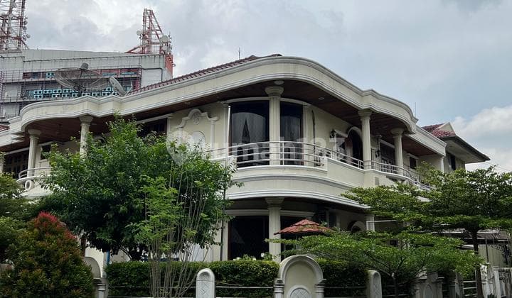 Rumah Mewah Tanjung Barat Jakarta Selatan
