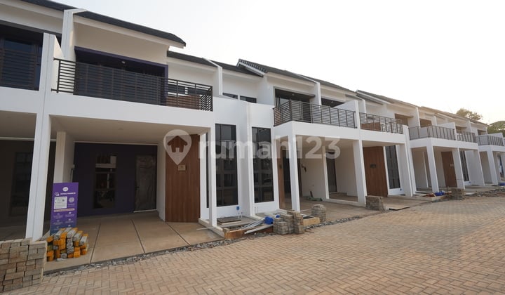 Rumah Kristal Aryana Karawaci Tangerang Baru
