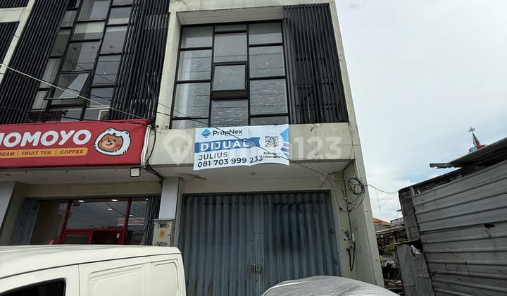 Ruko Strategis Raya Lontar Surabaya 3 Lantai Renovasi