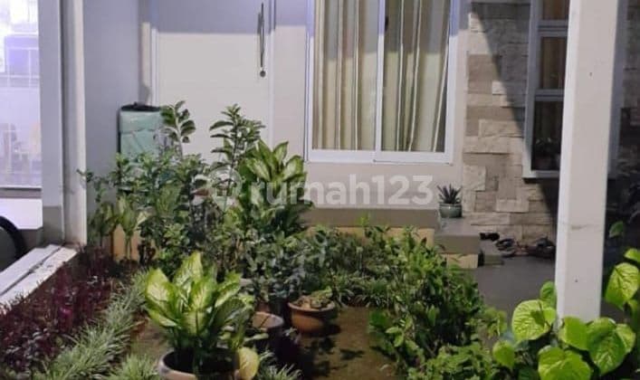 Rumah 2 Lantai Green Lake City Cluster Australia