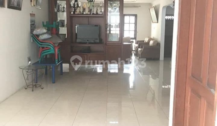 Rumah 2,5 Lantai Green Garden Kedoya Utara