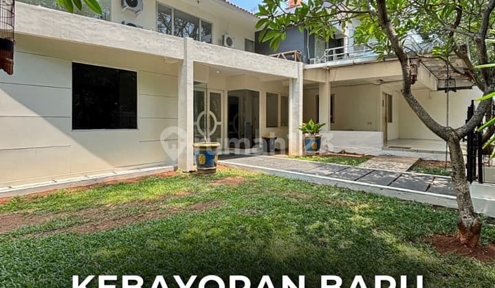 Rumah Bagus Siap Huni Posisi Hook di Kebayoran Baru LT 469 LB 301