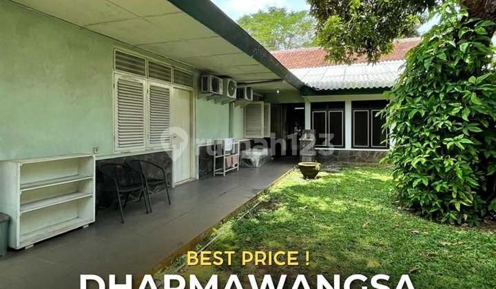 Rumah Strategis Halaman Luas di Dharmawangsa, LT 984 LB 400
