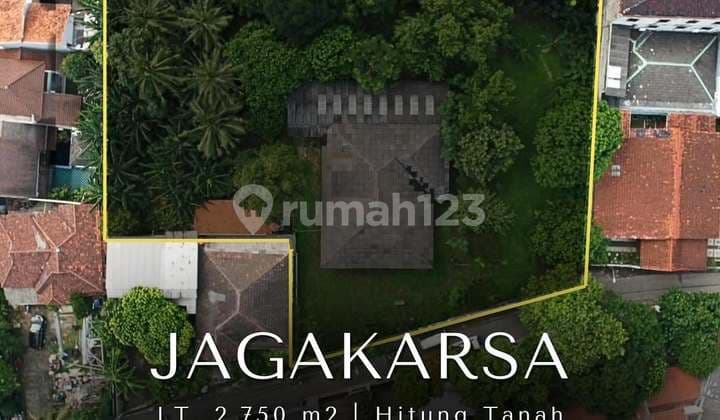 Rumah Halaman Luas Hitung Tanah untuk Townhouse di Jagakarsa, LT 2750