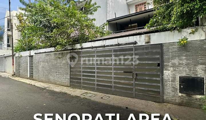 Rumah Bagus Siap Huni di Kebayoran Baru, LT 230 LB 200