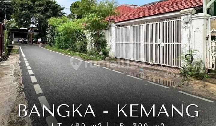 Rumah Siap Huni Posisi Hook di Bangka - Kemang, LT 489 LB 300