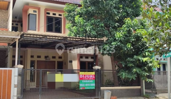 Rumah 2 Lantai Bagus SHM Strategis di Kelapa Dua Tangerang