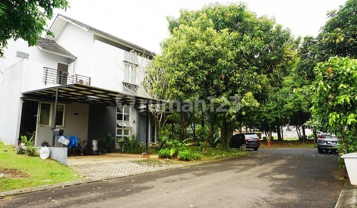 Rumah 2 Lantai Bagus Semi Furnished di Pavillion Bsd