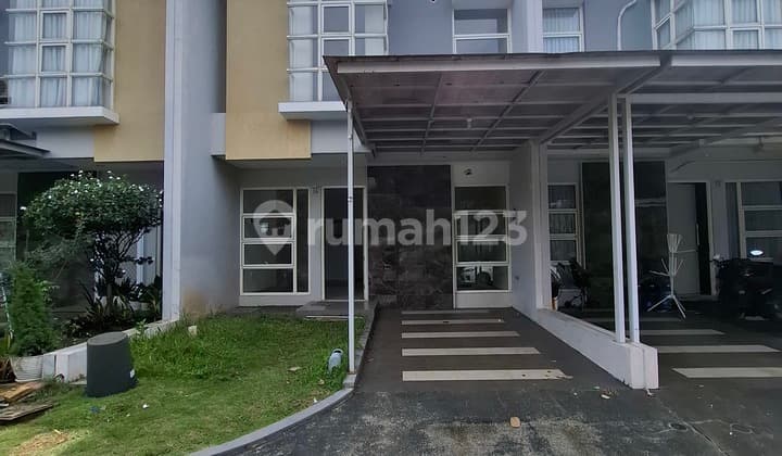 Disewakan Rumah Lamonte 3 Kamar Tidur Depan Taman