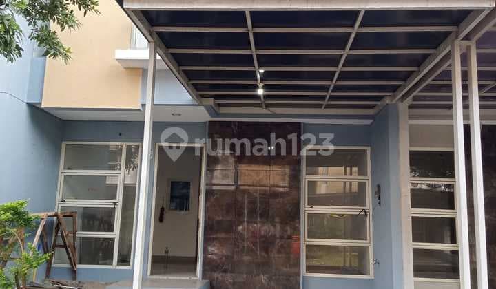 Disewakan Rumah 3 kamar, 2 lantai di grand wisata. Bekasi