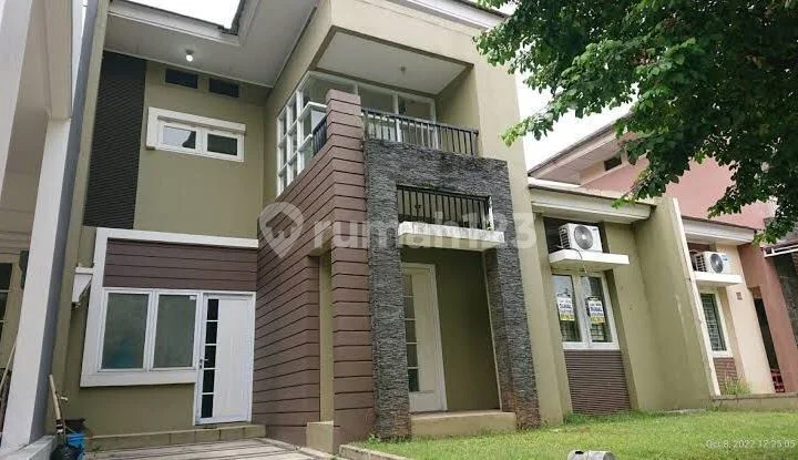 Nice house, cheap price in Grand Wisata Tambun Selatan, Bekasi City.
