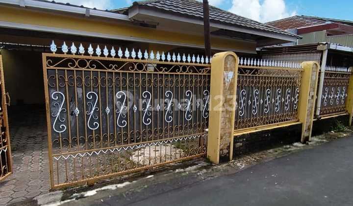 Jual Cepat Rumah Besar Dekat Superindo Kesambi, Kota Cirebon