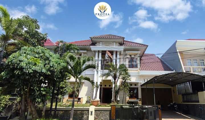 Modern Classic Style Two-Story House on 290m² Land in a Luxury Area