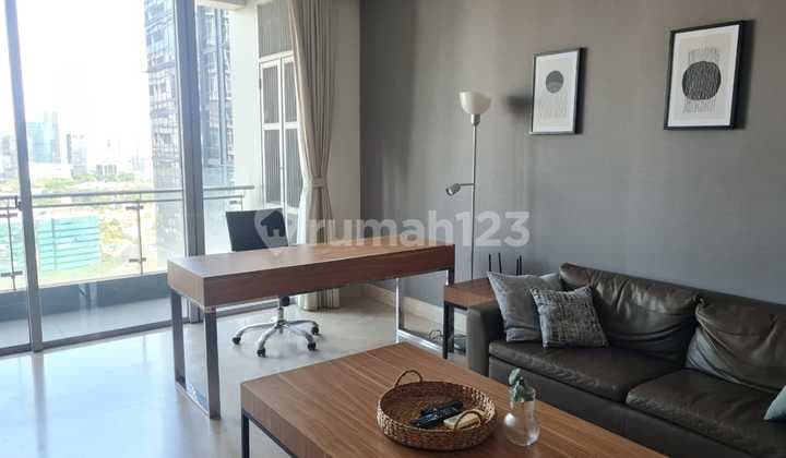 Apartment 3 BR Residence 8 Apartment Bagus Furnished