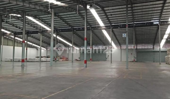 DISEWAKAN GUDANG MODERN STAND ALONE!! Lokasi Dalam Kawasan Industri, Loading Dock & Sangat Dekat Pintu Tol