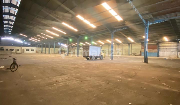 DISEWAKAN GUDANG PERBATASAN JKT-TGR KOTA!! Lokasi Strategis, Bebas Banjir, Akses Tol, Kantong Parkir Luas