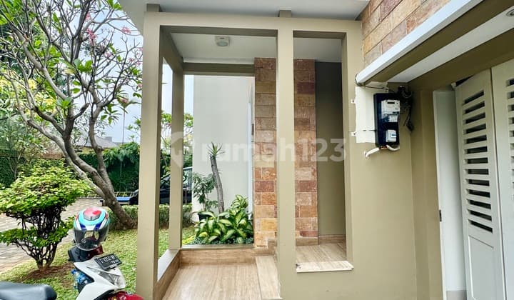 Rumah Minimalis 2 Lantai SHM di Pejaten Townhouse Ajh05051