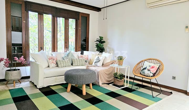 Rumah Tropis 3 Kamar Tidur di Kompleks di Area Cipete AJH03017