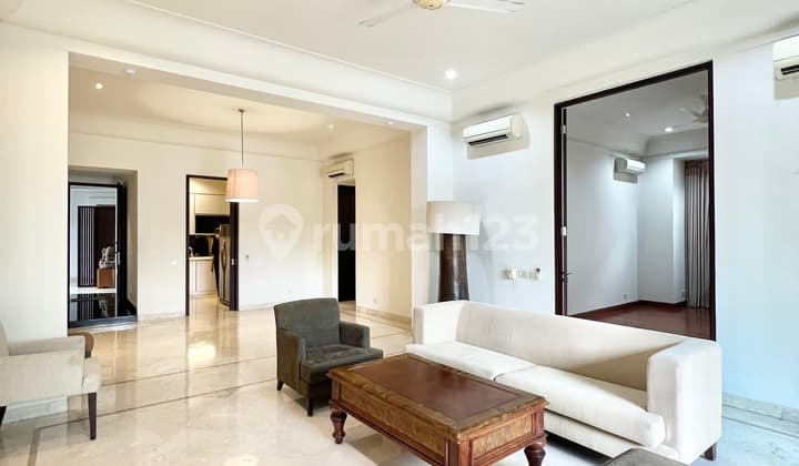 Bright And Nice Unit Apartment With 4 Bedrooms Ajh02026