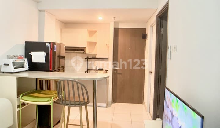 Apartment Emerald Bintaro 2 BR Furnished Bagus