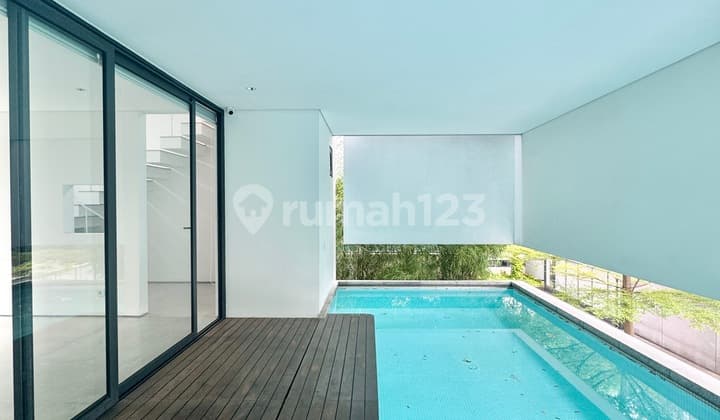 Minimalist Modern Furnished with Pool in Cilandak Compound AJH04180