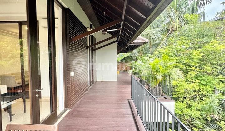 Spacious 4 Bedrooms Apartment In Cilandak Ajh02140