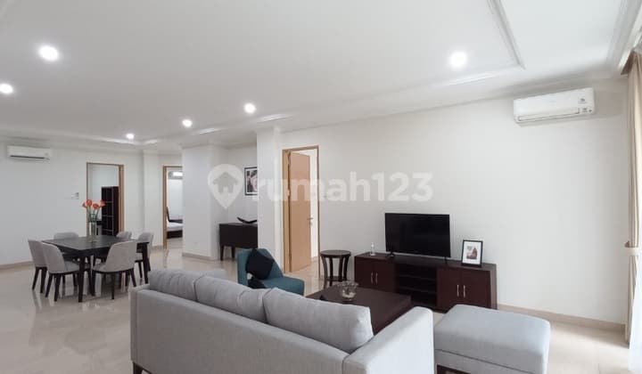 3 Bedroom unit apartment with big garden AJH00007