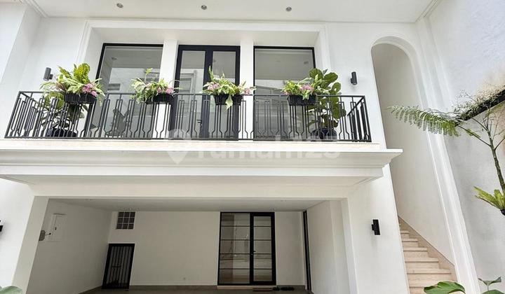 Brand New Modern Classic 4 Bedrooms With Private Pool Ajh06306