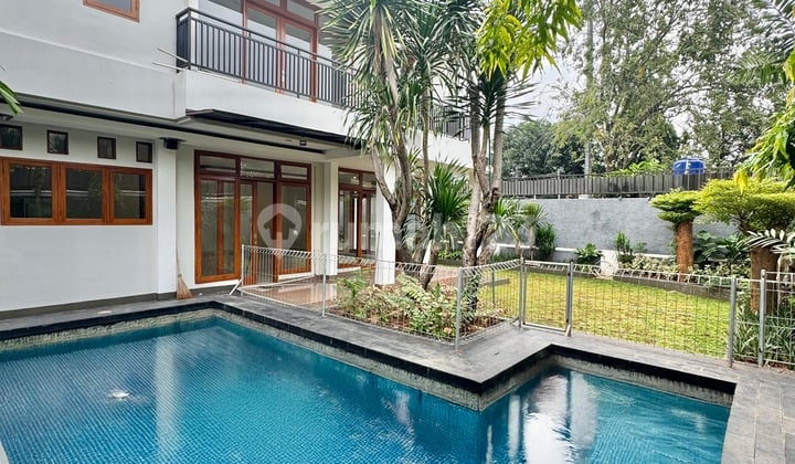 Stand Alone Minimalist House 4BR with Pool & big Garden AJH04142