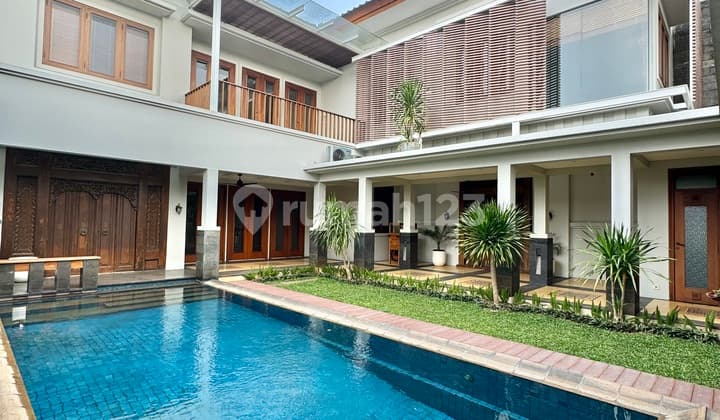 New Tropical House 5 Bedroom With Pool And Garden Ajh04123