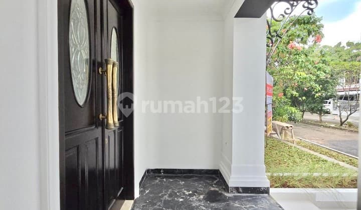 Luxurious New Classic Style House With Private Pool Ajh01027