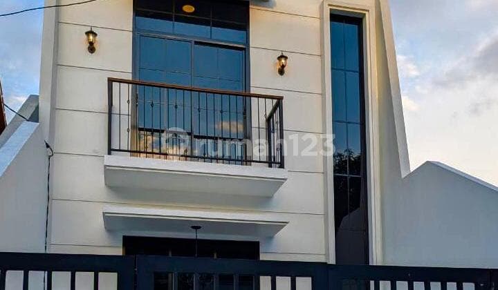 Rumah Baru . Nyaman . Siap Huni di Blok J Cinrre