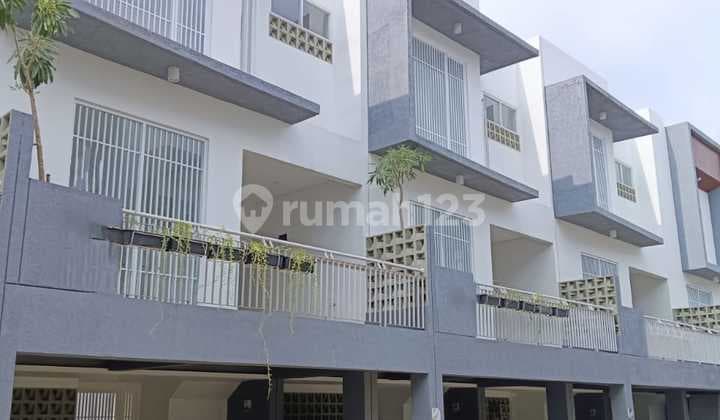 2 Unit Lagi Rumah Baru Nyaman Siap Huni Di Kazoku Living Cinere
